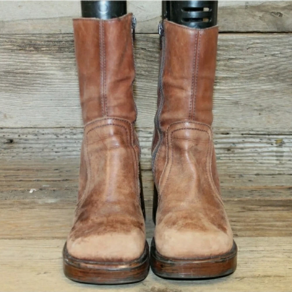 WOMENS BROWN LEATHER BOOTS
